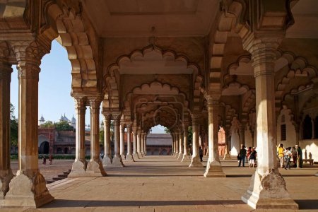 Téléchargez les photos : Mosquée des Perles Moti Masjid à l'intérieur Fort Rouge resserré en 1654, Patrimoine mondial, Agra, Uttar Pradesh, Inde - en image libre de droit