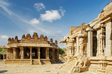 Téléchargez les photos : Temple Shri Vijaya Vitthala XVe siècle, Hampi, Vijayanagar, Dist Bellary, Karnataka, Inde Patrimoine mondial de l'UNESCO - en image libre de droit