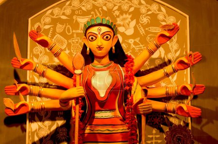 Foto de Madre diosa Durga protector tema puja - Imagen libre de derechos