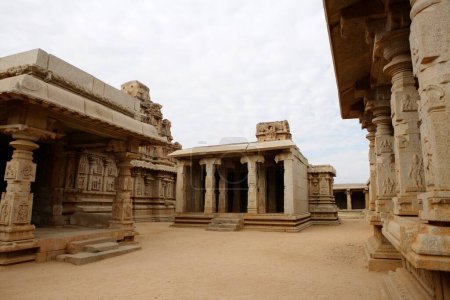 Foto de Templo Ramchandra, Hazara Rama, Hampi, Vijayanagar, Patrimonio de la Humanidad de la UNESCO, Meseta de Decán, Taluka Hospet, Distrito Bellary, Karnataka, India - Imagen libre de derechos