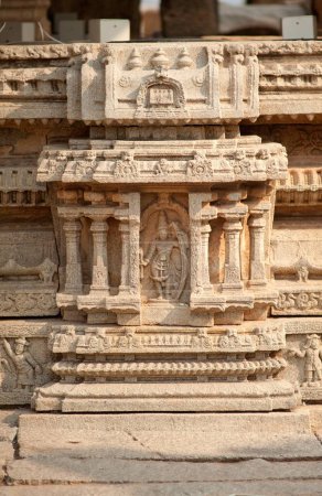 Foto de Pared decorativa del templo vitthal, Hampi, Karnataka, India - Imagen libre de derechos