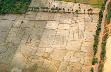 Téléchargez les photos : Vue aérienne d'un champ non cultivé, Andhra Pradesh, Inde - en image libre de droit