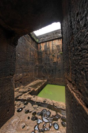 Foto de Heritage Buddha excavated site , Ratnagiri , Orissa , India - Imagen libre de derechos
