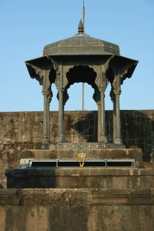 Téléchargez les photos : Meghdumbari trône de Shivaji Maharaj dans le fort de Raigad, Pachad, Mahad, Raigad, Maharashtra, Inde - en image libre de droit