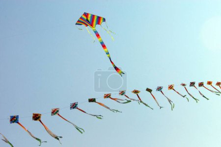 Téléchargez les photos : Festival international du cerf-volant, Gujarat Tourisme, Surat, Gujarat, Inde - en image libre de droit