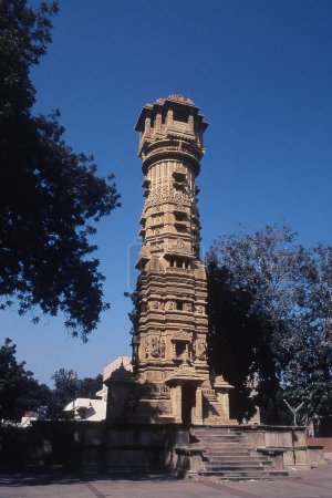 Stambha en Hutheesing Jain Temple, Ahmedabad, Gujarat, India, Asia