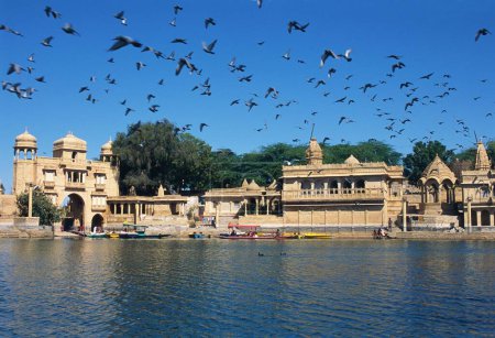 Téléchargez les photos : Lac de Gadsisar, Jaisalmer, Rajasthan, Inde - en image libre de droit