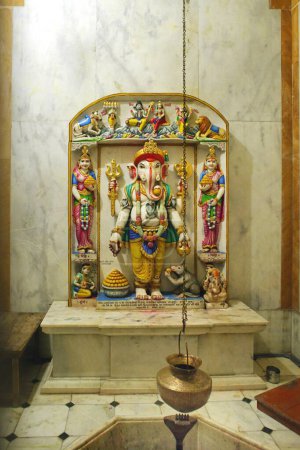 Foto de Ídolo de lord ganesh; templo swaminarayan; Chhapaiya cerca de Ayodhya; Faizabad; Uttar Pradesh; India - Imagen libre de derechos