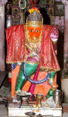 Téléchargez les photos : Statue de Hanuman dans un temple de Jodhpur, Rajasthan, Inde - en image libre de droit