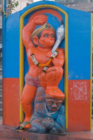 Téléchargez les photos : Sculpture du Seigneur Hanuman Nasik Maharashtra Inde Asie Nove 2011 - en image libre de droit