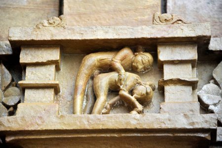 Foto de Templo de escultura erótica Khajuraho Madhya Pradesh India Asia - Imagen libre de derechos