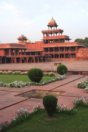 Panch Mahal à Fatehpur Sikri construit au cours de la seconde moitié du XVIe siècle en grès rouge ; capitale de l'empire moghol ; Agra ; Uttar Pradesh ; Inde Patrimoine mondial de l'UNESCO
