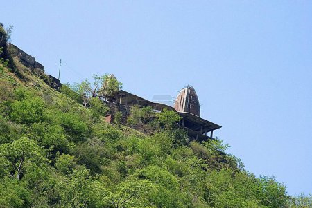 Ein Tempel auf dem Hügel Vaishno Devi Jammu und Kaschmir Indien