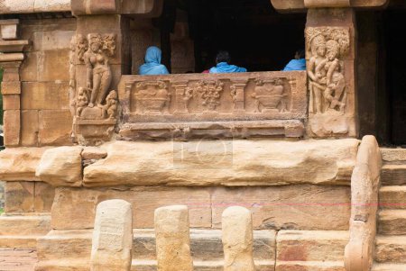 Téléchargez les photos : Temple Ladkhan construit au VIIe siècle ; Aihole ; Karnataka ; Inde - en image libre de droit