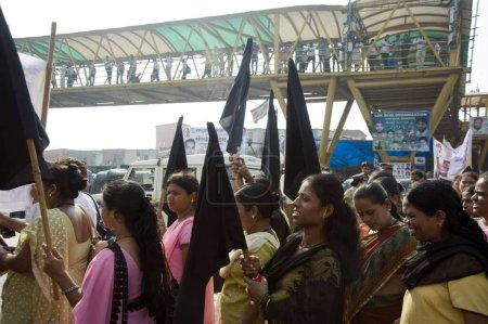 Foto de Manifestantes del caso de violación en grupo de Delhi en Mumbai maharashtra India - Imagen libre de derechos