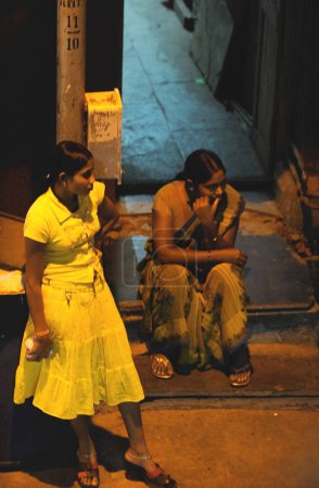 Foto de Prostituta en kamathipura, Bombay Mumbai, Maharashtra, India - Imagen libre de derechos