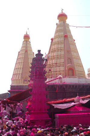 Téléchargez les photos : Festival au temple Jotiba, Wadi, Ratnagiri, district de Kolhapur, Maharashtra, Inde - en image libre de droit