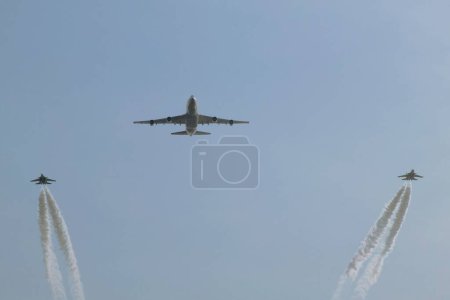 Téléchargez les photos : Spectacle aérien-2004, Bombay Mumbai, Maharashtra, INDE - en image libre de droit