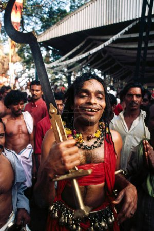 Téléchargez les photos : Velichapadu oracles, festival bharani, kodungalloor, kerala, Inde - en image libre de droit