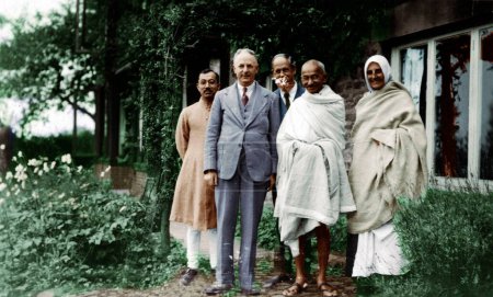 Foto de Mahatma Gandhi con el anfitrión, Sr. J P Davies, Darwen, Lancashire, Reino Unido, 27 de septiembre de 1931 - Imagen libre de derechos