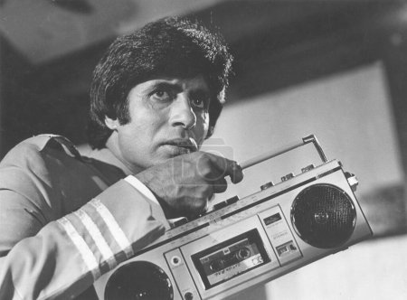 Foto de Sur de Asia, India Actor estrella de cine de Bollywood Amitabh Bachchan en la película Muqaddar Ka Sikander, India - Imagen libre de derechos