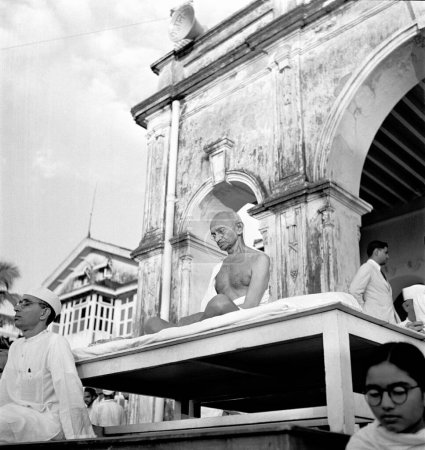 Photo for Mahatma Gandhi during prayer at Mumbai, Maharashtra, India, September 1944 - MODEL RELEASE NOT AVAILABLE - Royalty Free Image