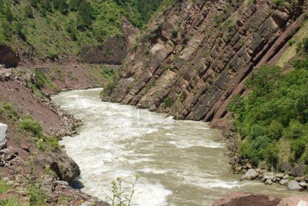 Téléchargez les photos : Rivière Jhelum Uri secteur Jammu-et-Cachemire Inde Asie - en image libre de droit