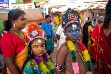 Téléchargez les photos : Robe d'enfant comme déesse du Dieu hindou, Thoothukudi, Tamil Nadu, Inde, Asie - en image libre de droit