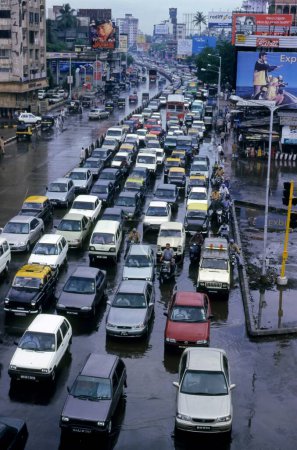 Téléchargez les photos : Trafic routier en Inde - en image libre de droit
