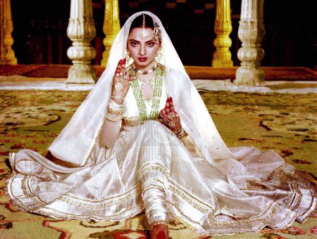 Téléchargez les photos : L'actrice indienne Rekha, Inde, Asie, 1981 - en image libre de droit