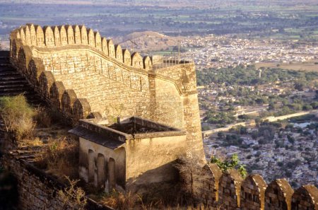 Fort de 300 mètres de haut, Alwar, Rajasthan, Inde