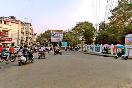 Téléchargez les photos : Rue de la ville, Moharli, Chandrapur, Maharashtra, Inde, Asie - en image libre de droit