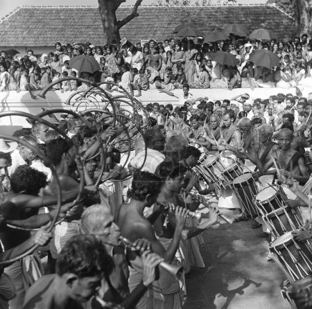 Foto de Músicos, Festival del Pooram, Thrissur, Kerala, India - Imagen libre de derechos