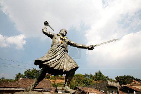 Estatua de Baji Prabu Deshpande en el fuerte de Panhala en el distrito de Kolhapur en Maharashtra; India