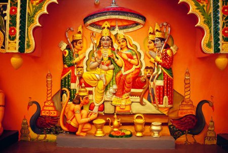 Foto de Pintura del dios Ram Sita Laxman y Hanuman, Chitrakut, Bastar, Madhya Pradesh, India - Imagen libre de derechos