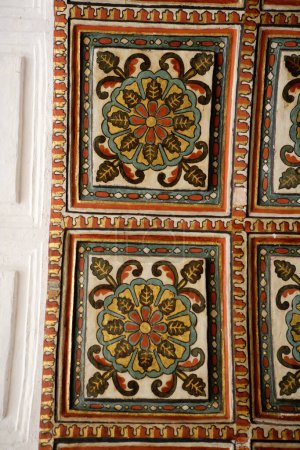 Téléchargez les photos : Médaillons décoratifs Détails de la fresque, Eglise de Saint François d'Assise, construite en 1521 après JC, site du patrimoine mondial de l'UNESCO, Old Goa, Velha Goa, Inde - en image libre de droit