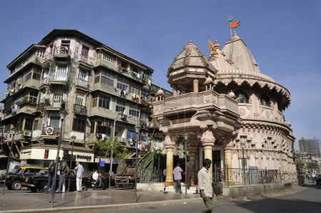 Téléchargez les photos : Gol deval temple Null Bazaar à Mumbai Maharashtra Inde - en image libre de droit