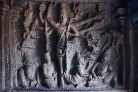 Gros plan sur la sculpture, Mahishasuramardini Mandapa, Mamallapuram, Tamil Nadu, Inde, Asie