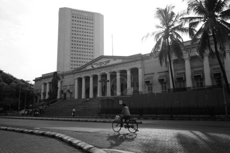 Foto de Ayuntamiento Sociedad Asiática Biblioteca Central Estatal Mumbai Maharashtra India Asia junio 2012 - Imagen libre de derechos