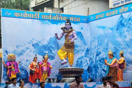 Téléchargez les photos : Idoles du Seigneur Shiva Brahma Narada, festival Ganpati, Maharashtra, Inde, Asie - en image libre de droit