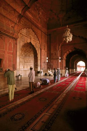 Téléchargez les photos : Jama masjid dargah vendredi Mosquée, delhi, Inde - en image libre de droit