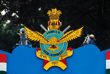 Téléchargez les photos : Emblème de l'armée de l'air indienne le jour de la république, Chennai, tamil nadu, Inde - en image libre de droit