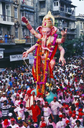 Foto de Ganesh ganpati Festival Elefante cabeza Señor inmersión visarjan, maharashtra, India - Imagen libre de derechos