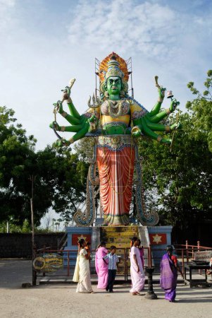 Foto de Estatua de Kali de 40 pies de altura en Chinthalakkarai, Tiruchendur, Madurai, Tamil Nadu, India - Imagen libre de derechos