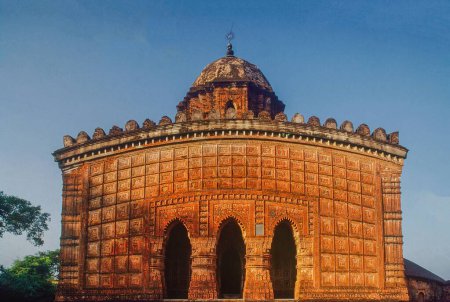 Téléchargez les photos : Temple Madanmohan en terre cuite, Bishnupur, Bengale occidental, Inde, Asie - en image libre de droit