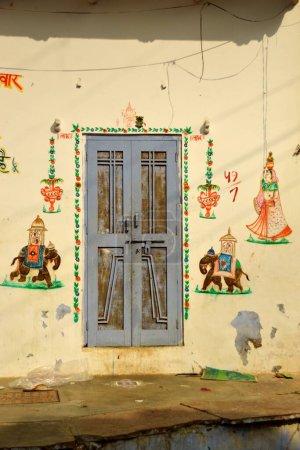 Téléchargez les photos : Porte en bois ajmer rajasthan Inde Asie - en image libre de droit