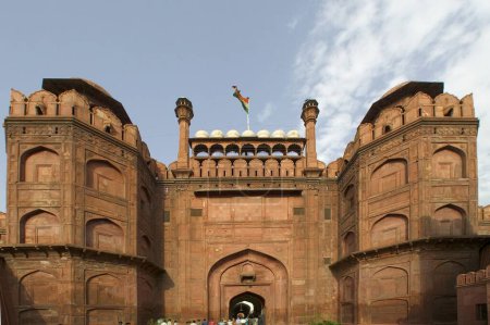 Puerta principal de Lahori, Fuerte Rojo, Delhi, India 