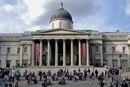 Foto de The National Gallery; Trafalgar Square; Londres; Reino Unido Inglaterra - Imagen libre de derechos