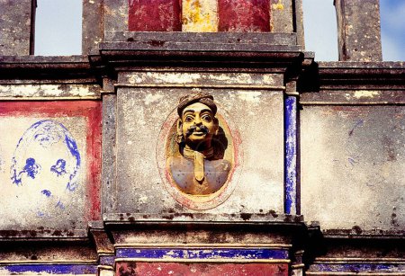 Statue geschnitzt auf Nattukottai chettiar oder Nagarathar Haus, Chettinad, Tamil Nadu, Indien