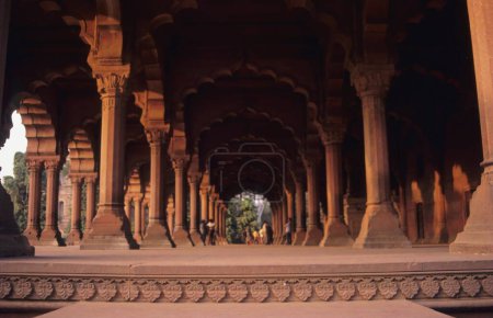 Foto de Diwan - E- AAM Interior, Fuerte Rojo, Delhi, India - Imagen libre de derechos